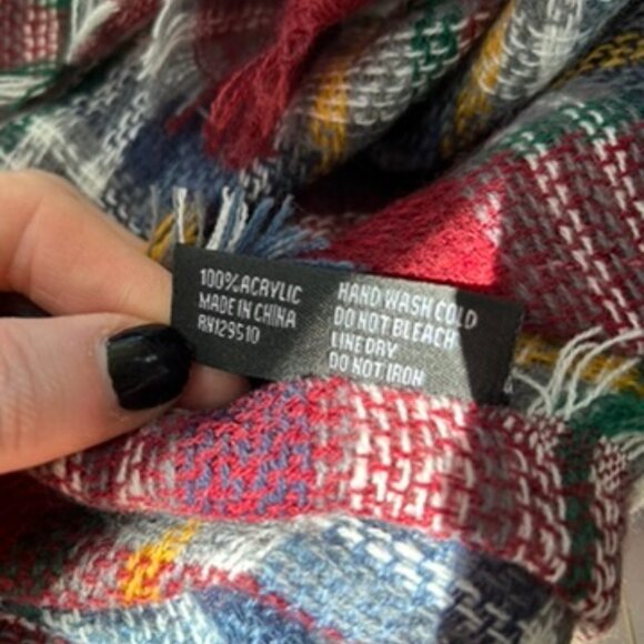 Sylvia Alexander red blue classic fuzzy Fall Plaid Blanket scarf shawl w… - Picture 8 of 8
